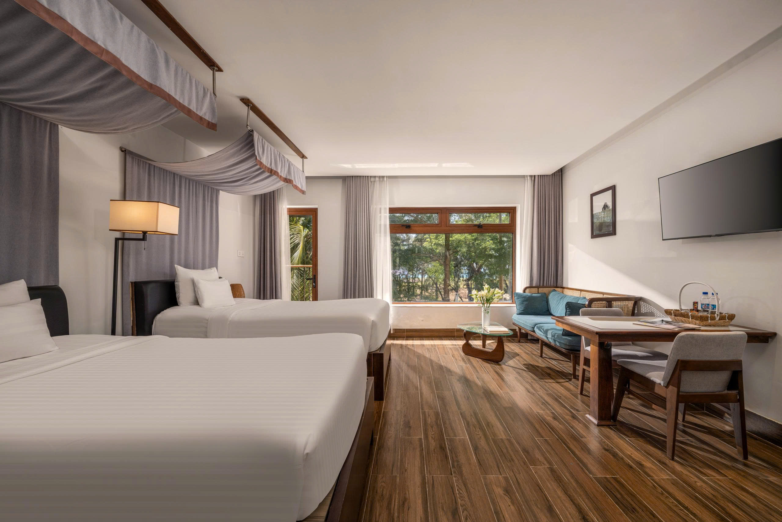 Premier King Room with Ocean View